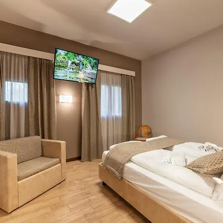 All'orso Szálloda 3*