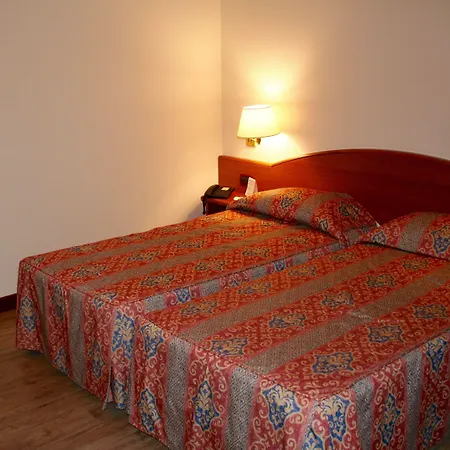 All'orso מלון 3*